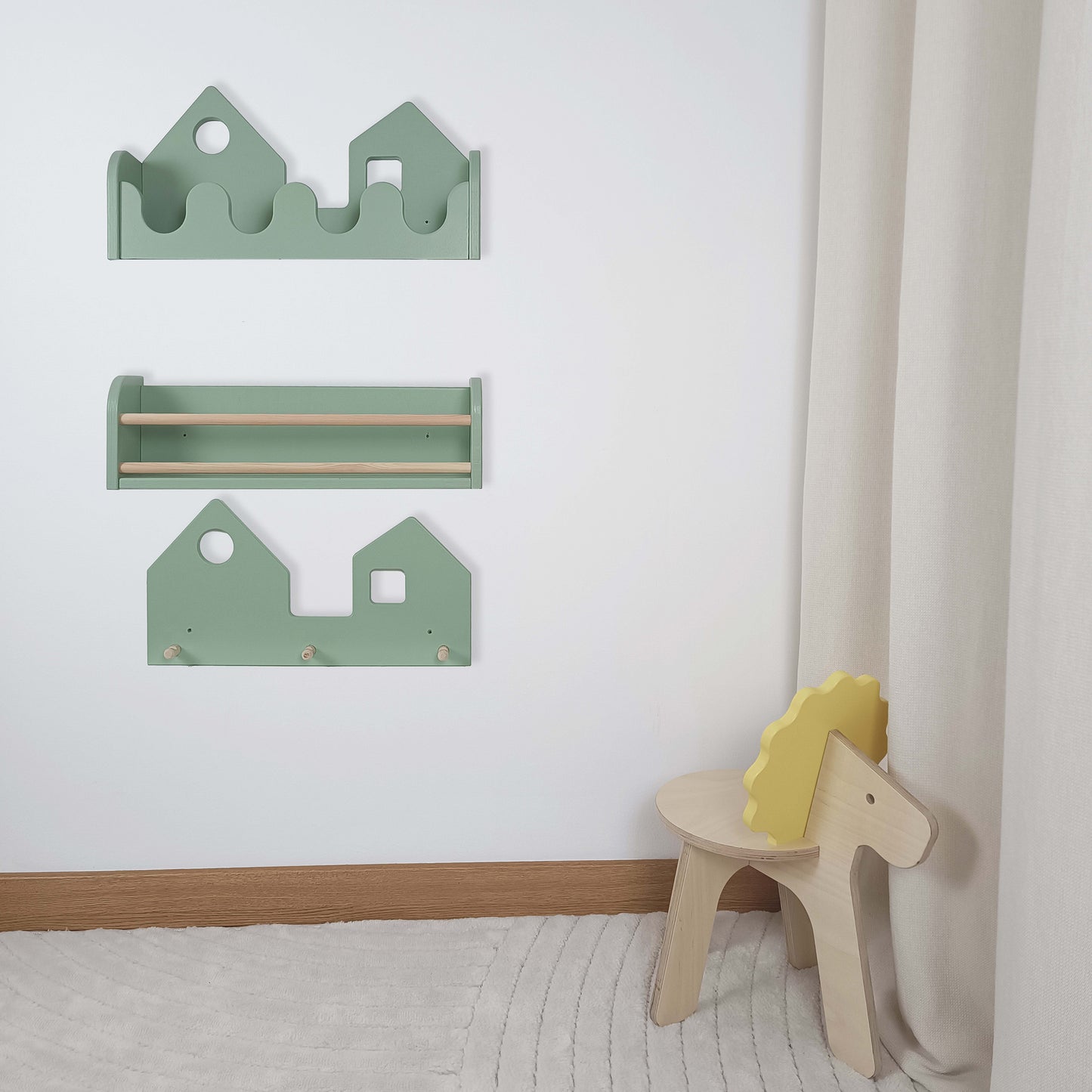 Set 2 rafturi perete + Cuier Montessori NEST SET