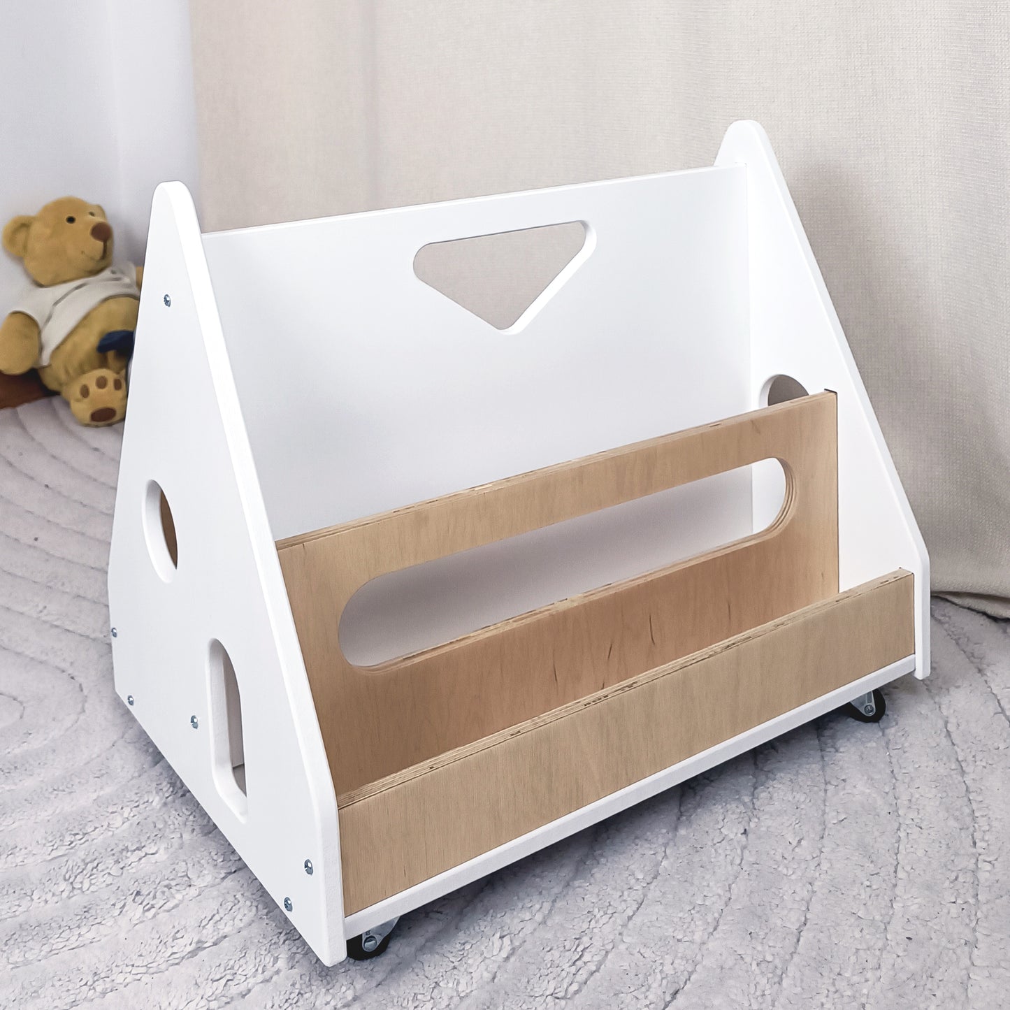 Biblioteca Montessori cu roti, in forma de casuta BOOKY Pearl